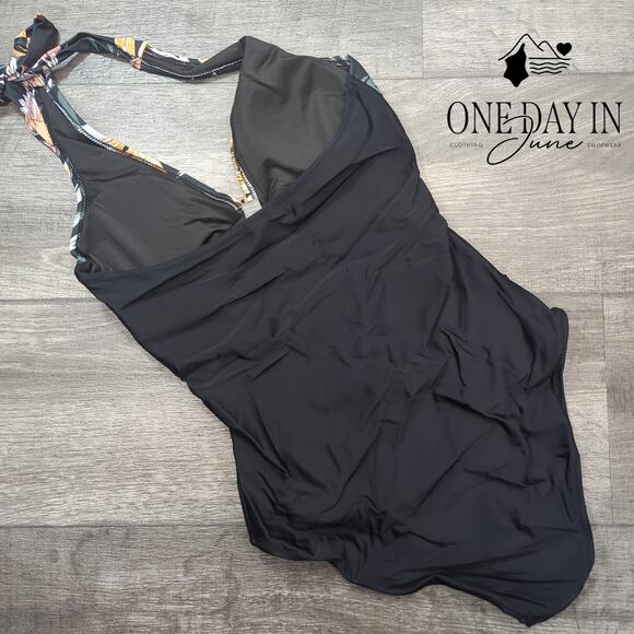 Suuksess Cross Front Halter Bikini Swimsuit Size S - Picture 5 of 5